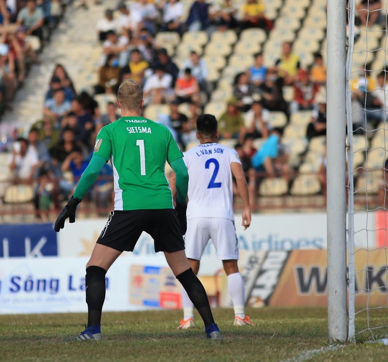 Thủ môn ngoại duy nhất của V.League 2019 (ảnh VPF)