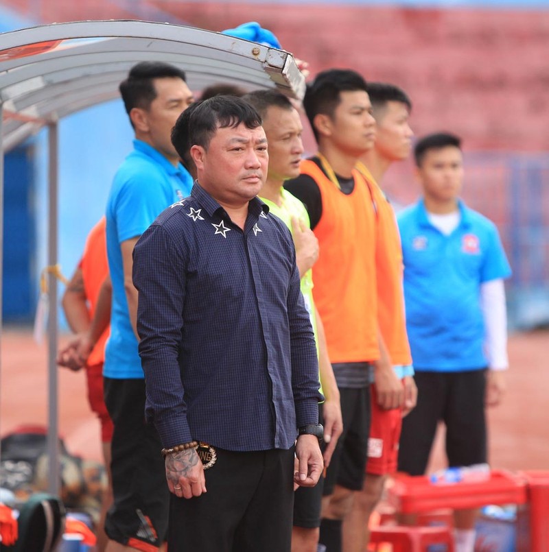 3 tuần nghỉ ngơi sau lượt đi là quãng thời gian vô cùng quý báu cho thầy và trò đội bóng đất Cảng “rèn binh” (ảnh VPF) 3 tuần nghỉ ngơi của lượt đi là quãng thời gian vô cùng quý báu cho thầy và trò đội bóng đất Cảng “rèn binh” (ảnh VPF)