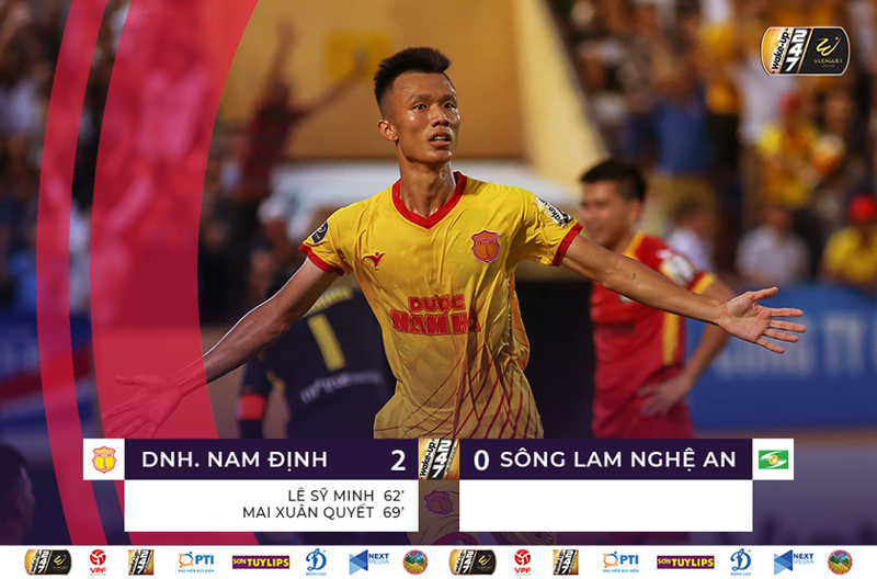 SLNA “ngã ngựa” trên “pháo đài” Thiên Trường ảnh 2 Thua trận, SLNA lùi sâu vị trí thứ 9, còn Nam Định sau chiến thắng leo lên thứ 7. Ảnh VPF.