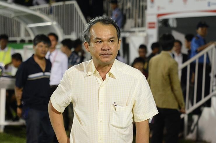 Giờ là lúc phải đá thật rồi, thưa bầu Đức. Ảnh HAGLFC.