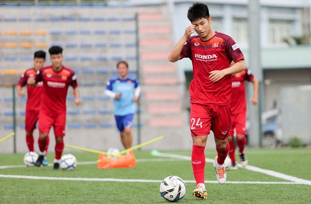 Nếu lần này mà cả Tuấn Anh và Trọng Hùng tỏa sáng thì Đông Nam Á phải ngã mũ kính phục ông thầy Hàn Quốc thêm lần nữa. Ảnh VPF