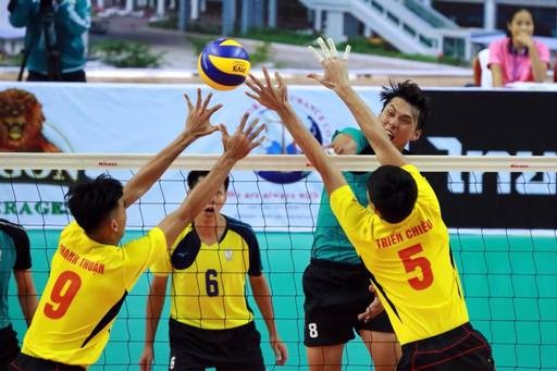 SEA Games 2019: Mục tiêu tốp 3 với 70 HCV ảnh 2 Danh sách ĐT bóng chuyền nam đang gây rất nhiều tranh cãi. Ảnh TA.