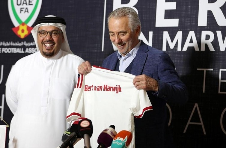 Đội tuyển UAE- Chơi tiền đạo ảo, tra tấn thế lực đối phương ảnh 2