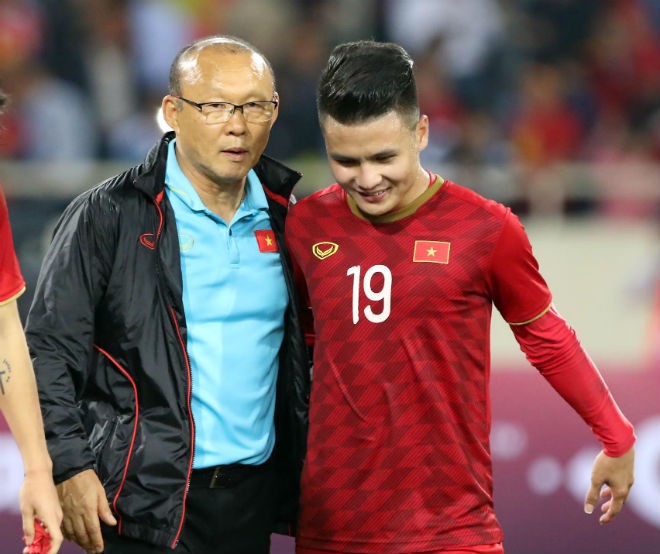 SEA Games 30: Ưu tiên kinh nghiệm, thử nghiệm Hoàng “bò” ảnh 1 Ông Park đang tính toán để các trụ cột đủ sức đá đường dài. Ảnh VFF