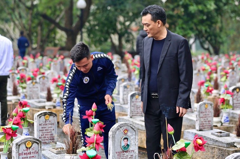 Các hoạt động thường niên đầu mùa giải. Ảnh HNFC.