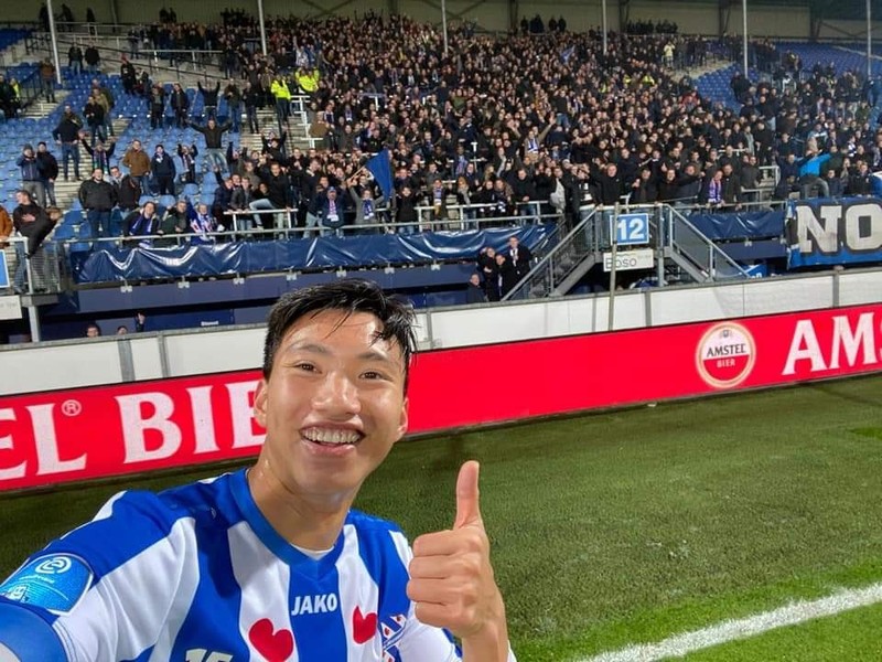 Tuổi 20, cố lên Văn Hậu! Ảnh CLB SC Heerenveen Tuổi 20, cố lên Văn Hậu! Ảnh CLB