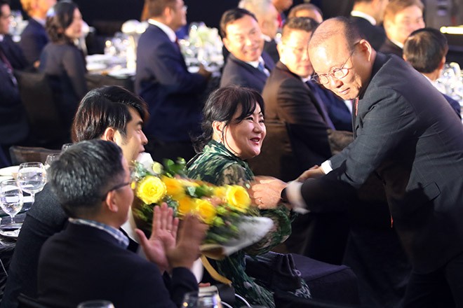 "Tôi luôn biết ơn vợ đã đưa tôi đến với Việt Nam" ông Park nói. Ảnh VFF "Tôi luôn biết ơn vợ đã đưa tôi đến với Việt Nam" ông Park nói. Ảnh VFF