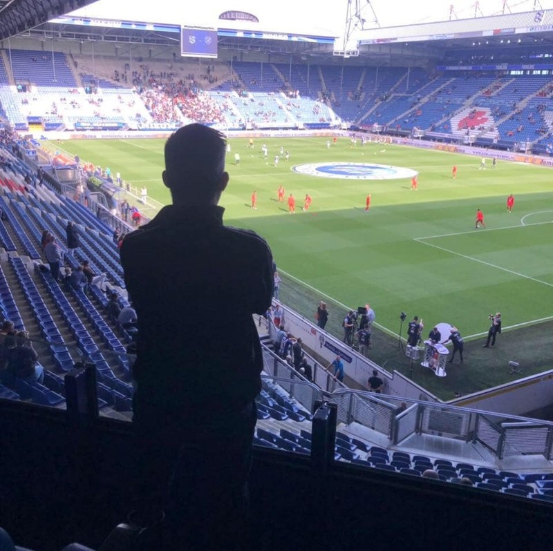 SC Heerenveen lơ lửng án phạt nếu Văn Hậu không được đá 20% số trận chính thức. SC Heerenveen lơ lửng án phạt nếu Văn Hậu không được đá 20% số trận chính thức.