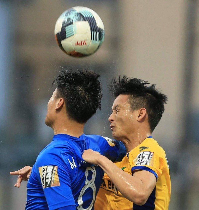 Văn Khánh chính là cái tên sáng giá nhất để giao chiếc băng đội trưởng SLNA. Ảnh FBNV Văn Khánh chính là cái tên sáng giá nhất để giao chiếc băng đội trưởng SLNA. Ảnh FBNV