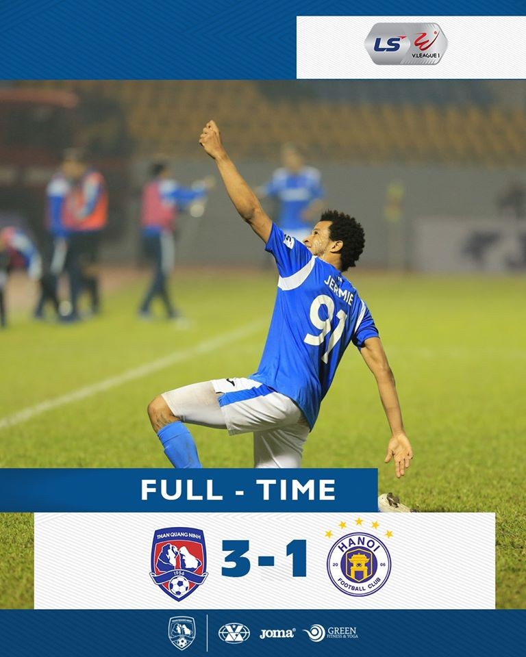 Tiền đạo Lynch cho thấy mình là cầu thủ cực kỳ nguy hiểm trong lối đá phản công . Ảnh VPF