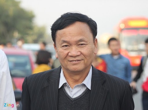 Hơn 1 thập kỷ, lần trở lại sân Vinh, ông và các cộng sự đã kịp được về phòng truyền thống SLNA 2 chiếc cúp và vô số thành tích của đội trẻ. Ảnh Zing Hơn 1 thập kỷ, lần trở lại sân Vinh, ông và các cộng sự đã kịp được về phòng truyền thống SLNA 2 chiếc cúp và vô số thành tích của đội trẻ. Ảnh Zing