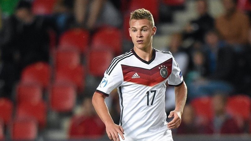 Mới 25 tuổi mà Kimmich đã có 48 lần khoác áo đội tuyển quốc gia sau 5 năm tham gia và đang trở thành trụ cột của đội bóng. Ảnh AP