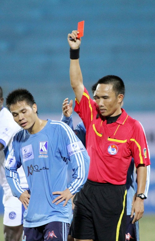 Hồ sơ kỷ luật Bùi Quang Thông (2002) đã được giấu nhẹm. Ảnh TTXVN