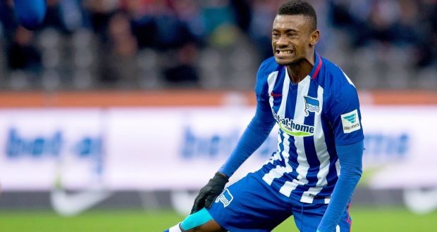 Hành động thiếu suy nghĩ của anh khiến kế hoạch nối lại Bundesliga có nguy cơ bị trì hoãn. Ảnh Hertha Berlin Hành động thiếu suy nghĩ của anh khiến kế hoạch nối lại Bundesliga có nguy cơ bị trì hoãn. Ảnh Hertha Berlin