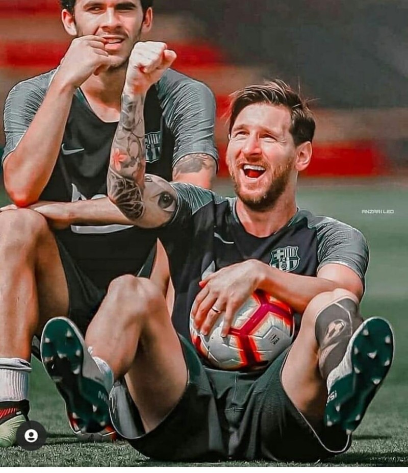 Leo Messi đã rời Barcelona, tuy bị sốc nhưng anh đánh giá rất cao tính trung thực của Chủ tịch Laporta”. Ảnh Barca