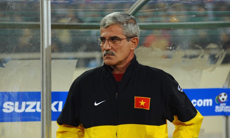 Mãi nhớ về HLV H.Calisto là người bạn lớn của bóng đá Việt Nam. Ảnh Goal Mãi nhớ về HLV H.Calisto là người bạn lớn của bóng đá Việt Nam. Ảnh Goal
