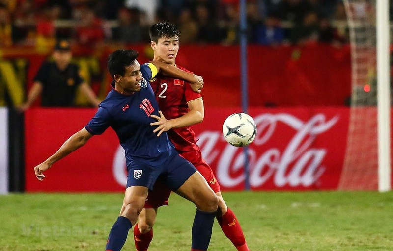 Việc đã từng thi đấu tại J1.League đã giúp cho Dangda nguy hiểm hơn rất nhiều trong các pha di chuyển không bóng dù Thái Lan đá với đội hình nào. Ảnh VFF