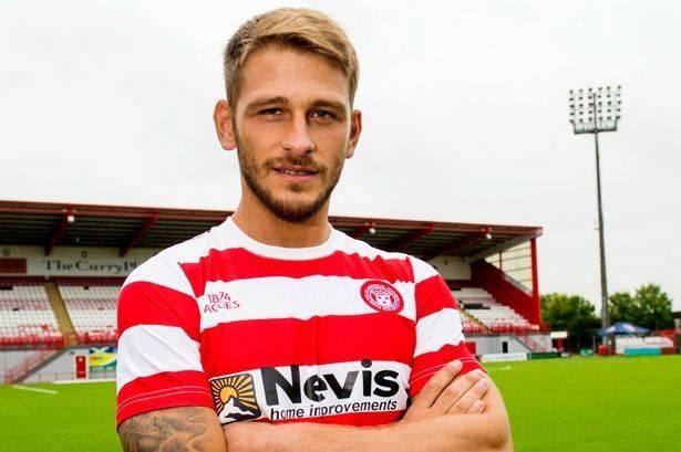 FIFA đã buộc CLB Thanh Hóa phải thanh toán số tiền 42.500 USD cho Gramoz Kurtaj trong vòng 45 ngày nếu không muốn bị trừng phạt. Ảnh Goal FIFA đã buộc CLB Thanh Hóa phải thanh toán số tiền 42.500 USD cho Gramoz Kurtaj trong vòng 45 ngày nếu không muốn bị trừng phạt. Ảnh Goal