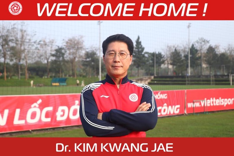 Bác sĩ Kim được đánh giá là người có tay nghề tốt nhất V.League. Ảnh VT Bác sĩ Kim được đánh giá là người có tay nghề tốt nhất V.League. Ảnh VT