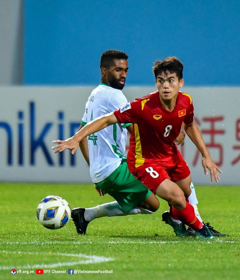 Trước đối thủ quá mạnh như U23 Saudi Arabia nhưng tinh thần của các cầu thủ trẻ Việt Nam vẫn rất kiên cường suốt 90 phút thi đấu. Ảnh VFF