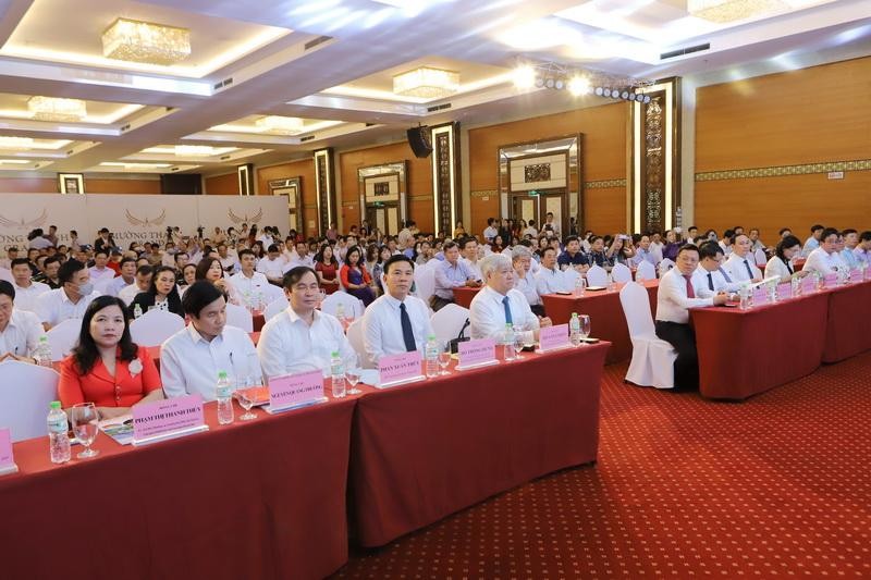 Các đại biểu tham dự hội nghị