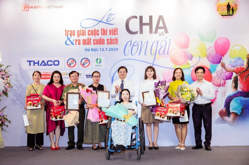 Các tác giả đoạt giải Phụ của cuộc thi Các tác giả đoạt giải Phụ của cuộc thi