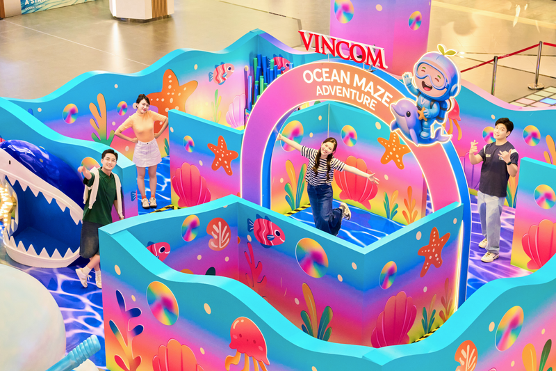 Thế giới đại dương thu nhỏ khiến cả các gia đình và bạn trẻ thích thú tại các Vincom Mega Mall 1.png