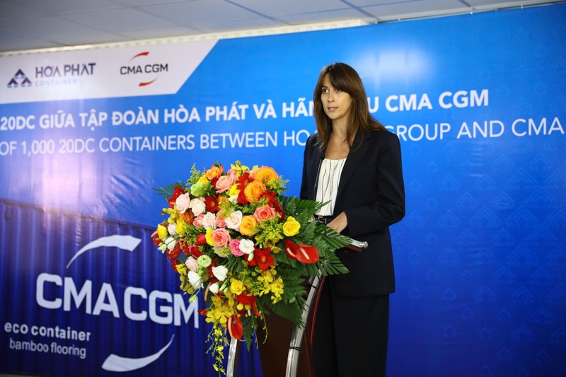 Bà Amelie Humphreys, Tổng Giám đốc CMA CGM Việt Nam phát biểu tại sự kiện Bà Amelie Humphreys, Tổng Giám đốc CMA CGM Việt Nam phát biểu tại sự kiện