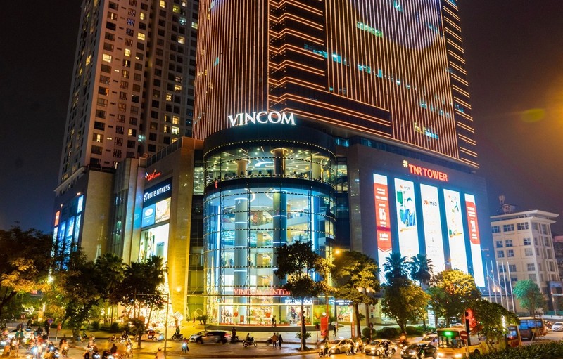 Vincom Center Nguyễn Chí Thanh. Ảnh: VRE. vicomjpg-1761632903056.jpg