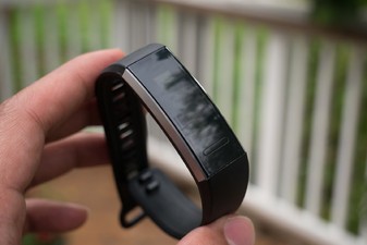 Trên tay đồng hồ thông minh Huawei Band 2 Pro ảnh 8 Trên tay đồng hồ thông minh Huawei Band 2 Pro ảnh 8