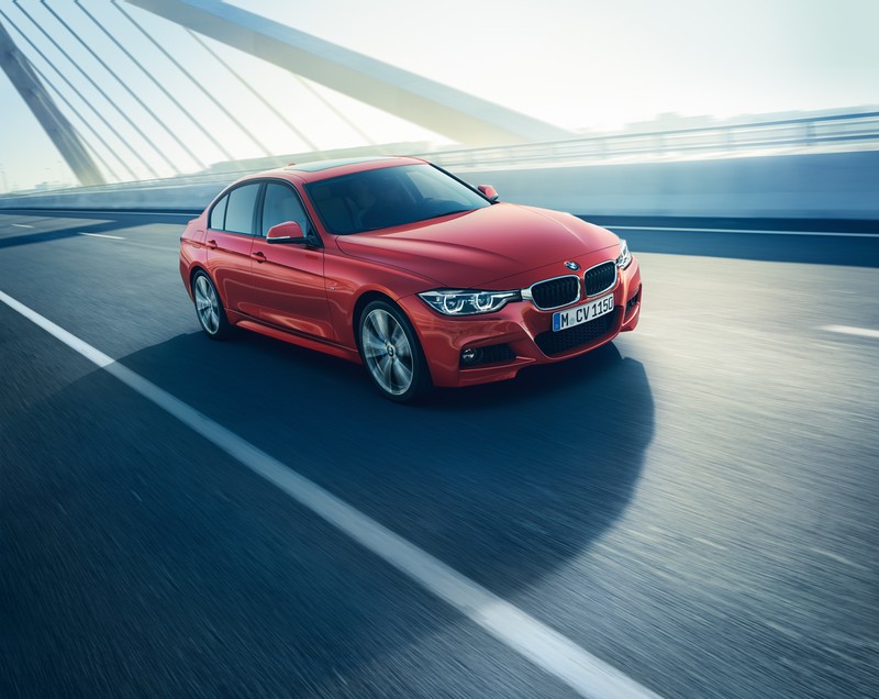 Thaco công bố giá bán xe BMW, giảm gần 600 triệu so với giá cũ ảnh 2 Thaco công bố giá bán xe BMW, giảm gần 600 triệu so với giá cũ ảnh 2