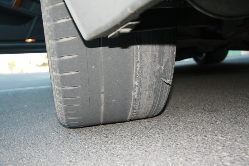 Khi nào thì nên đi kiểm tra góc đặt bánh xe? ảnh 1