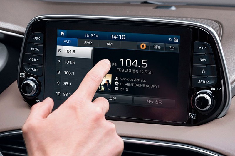 Màn hình cảm ứng nhạy và không khiến người dùng lúng túng trong các thao tác