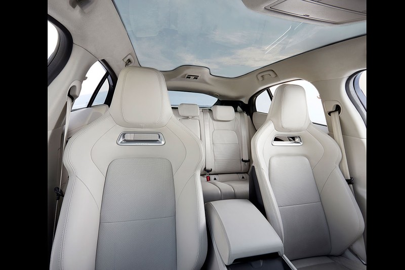 Jaguar I-PACE 2019: Quyết đấu đầu với đối thủ Tesla  ảnh 25