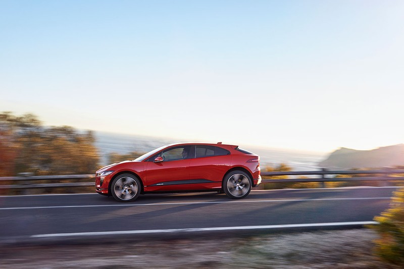 Jaguar I-PACE 2019: Quyết đấu đầu với đối thủ Tesla  ảnh 10