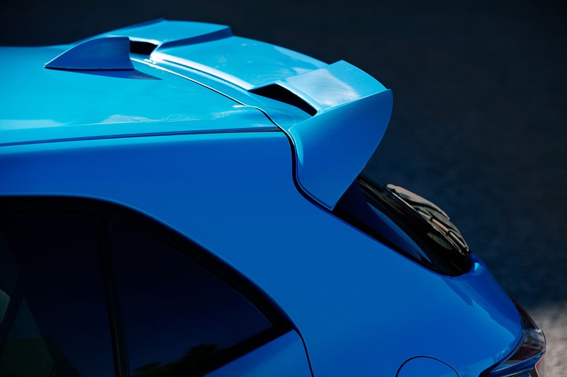 Ngỡ ngàng trước hình ảnh quá đẹp của Toyota Corolla 2019 thế hệ mới  ảnh 15