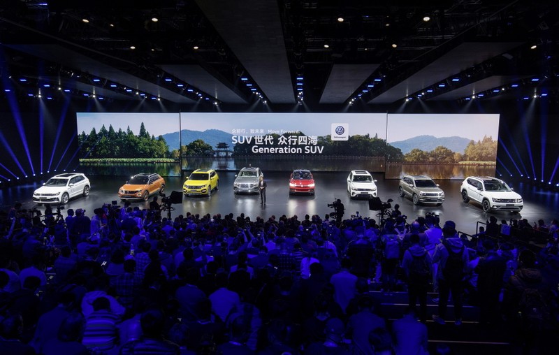 Volkswagen Touareg 2019 chính thức trình làng, to hơn, nhẹ hơn và đầy ắp công nghệ ảnh 4