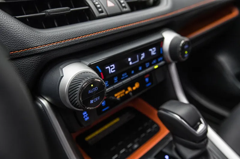 Toyota RAV4 2019 chính thức trình làng, chưa có giá bán ảnh 7