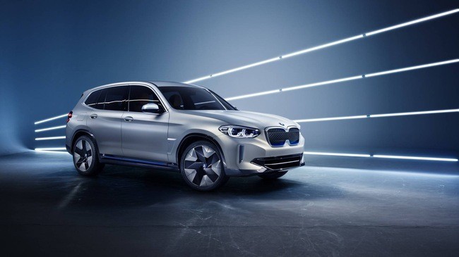 Nếu được tăng vốn đầu tư vượt ngưỡng 50%, BMW sẽ mang toàn bộ dây chuyền của BMW iX3 sang Trung Quốc để sản xuất và xuất khẩu ra toàn thế giới. Nếu được tăng vốn đầu tư vượt ngưỡng 50%, BMW sẽ mang toàn bộ dây chuyền của BMW iX3 sang Trung Quốc để sản xuất và xuất khẩu ra toàn thế giới.