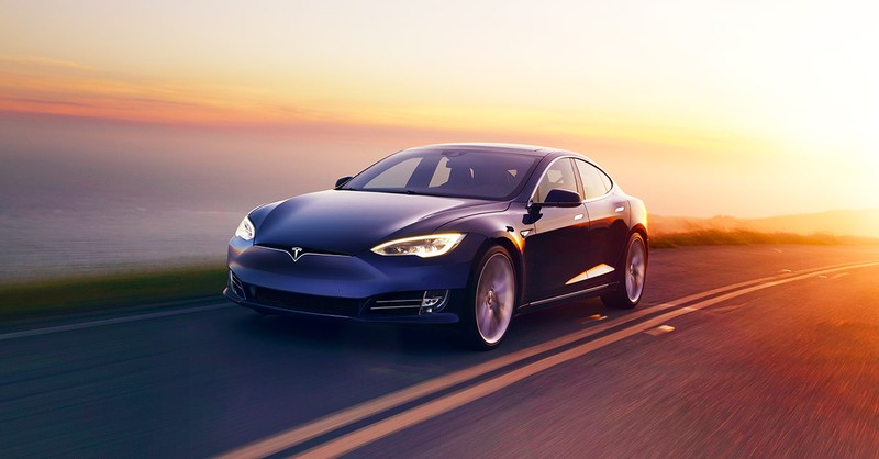 Tesla đang có cơ hội rất lớn khi xây dựng nhà máy tại Trung Quốc sau khi Chính phủ nước này đã gỡ bỏ dần các hạn chế về vốn đầu tư. Tesla đang có cơ hội rất lớn khi xây dựng nhà máy tại Trung Quốc sau khi Chính phủ nước này đã gỡ bỏ dần các hạn chế về vốn đầu tư.