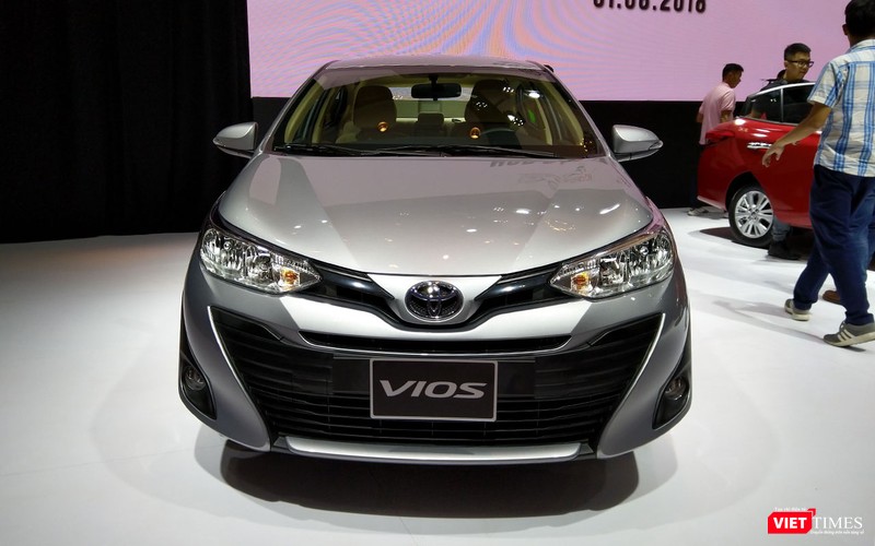 Toyota Vios đã trở lại ngôi vương sau một vài tháng để rơi vào Hyundai Grand i10 Toyota Vios đã trở lại ngôi vương sau một vài tháng để rơi vào Hyundai Grand i10