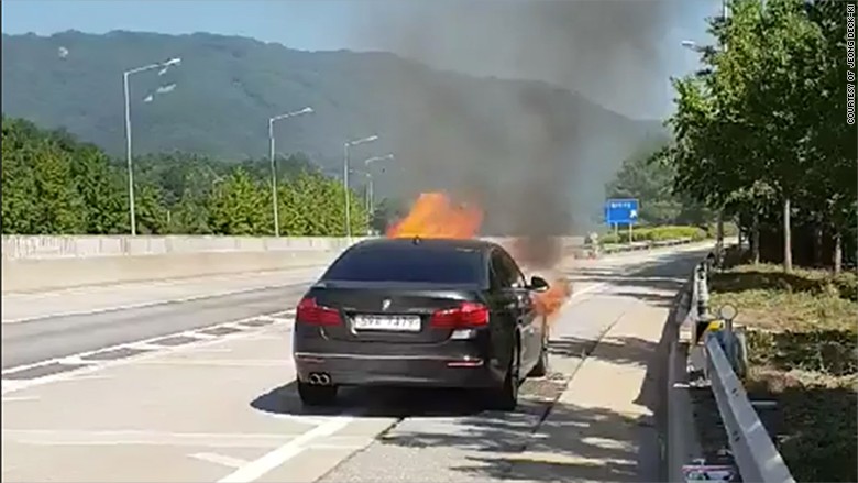 Cơ quan cảnh sát đã phải mở cuộc điều tra hình sự liên quan đến hàng loạt vụ cháy xe BMW trong vài tháng qua.  (Ảnh:Yonhap)