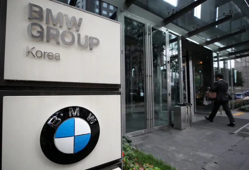 Nhiều quan chức của BMW Hàn Quốc bị nghi ngờ che giấu lỗi trên xe BMW chạy diesel bán tại thị trường này. (Ảnh:EPA)