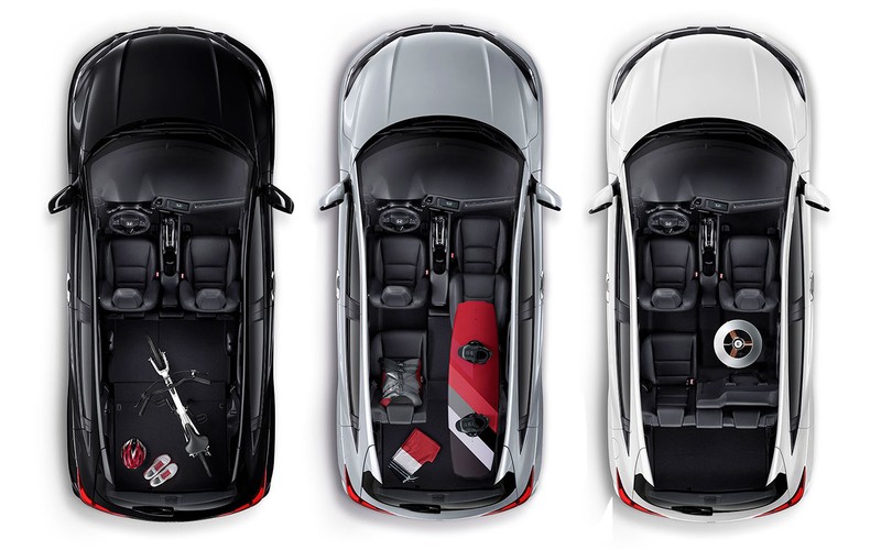 Hàng ghế sau có khả năng gập đa dạng với tên gọi Magic Seat. Hàng ghế sau có khả năng gập đa dạng với tên gọi Magic Seat.