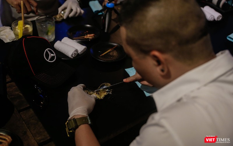 Ngoài sự kiện trải nghiệm bộ môn thể thao Golf, các phóng viên còn được tìm hiểu về Ngọc trai tại Phú Quốc.