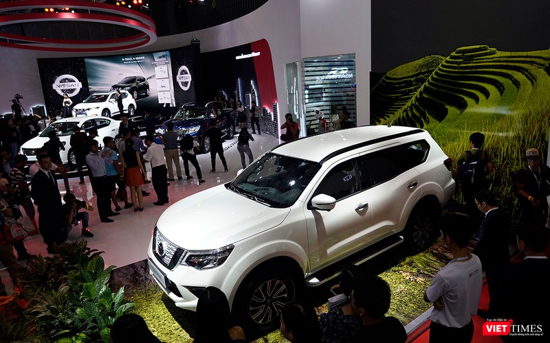 Gian hàng của Nissan Việt Nam gây sự chú ý bằng mẫu SUV 7 chỗ hoàn toàn mới Terra Gian hàng của Nissan Việt Nam gây sự chú ý bằng mẫu SUV 7 chỗ hoàn toàn mới Terra