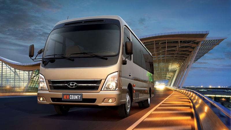 Hyundai New County có giá bán lẻ khuyến nghị 1,395 tỷ đồng (đã bao gồm thuế VAT)