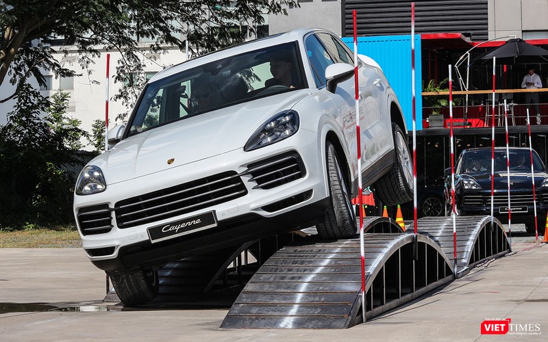 Bài tập trên đường mấp mô