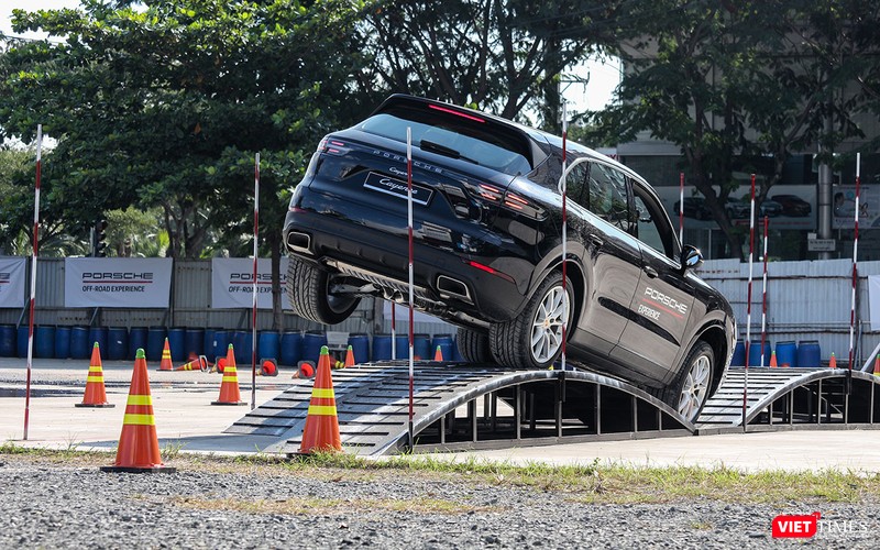 Bài tập trên đường mấp mô