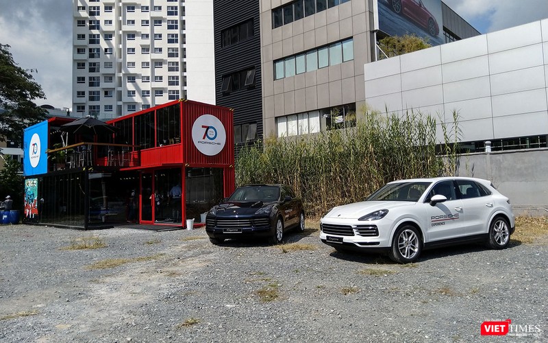 Chương trình trải nghiệm địa hình Porsche Off-road Experience được dành để lái thử mẫu Porsche Cayenne thế hệ mới.